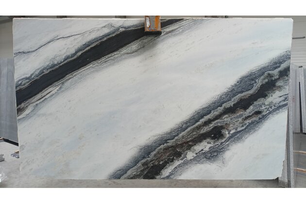 Q 054 Leather Glaciers (000699)