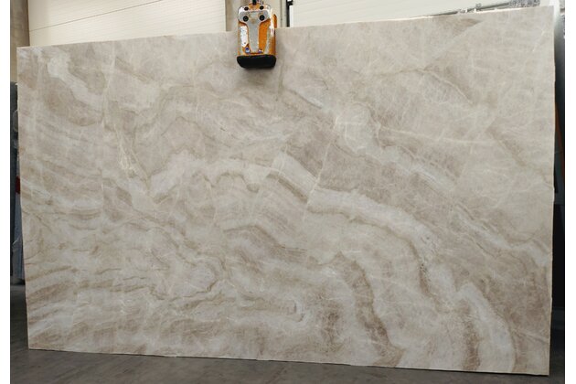 Q 021 Leather Taj Mahal (240725)